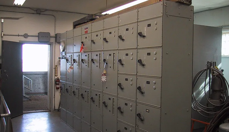 Motor control centre switchgear